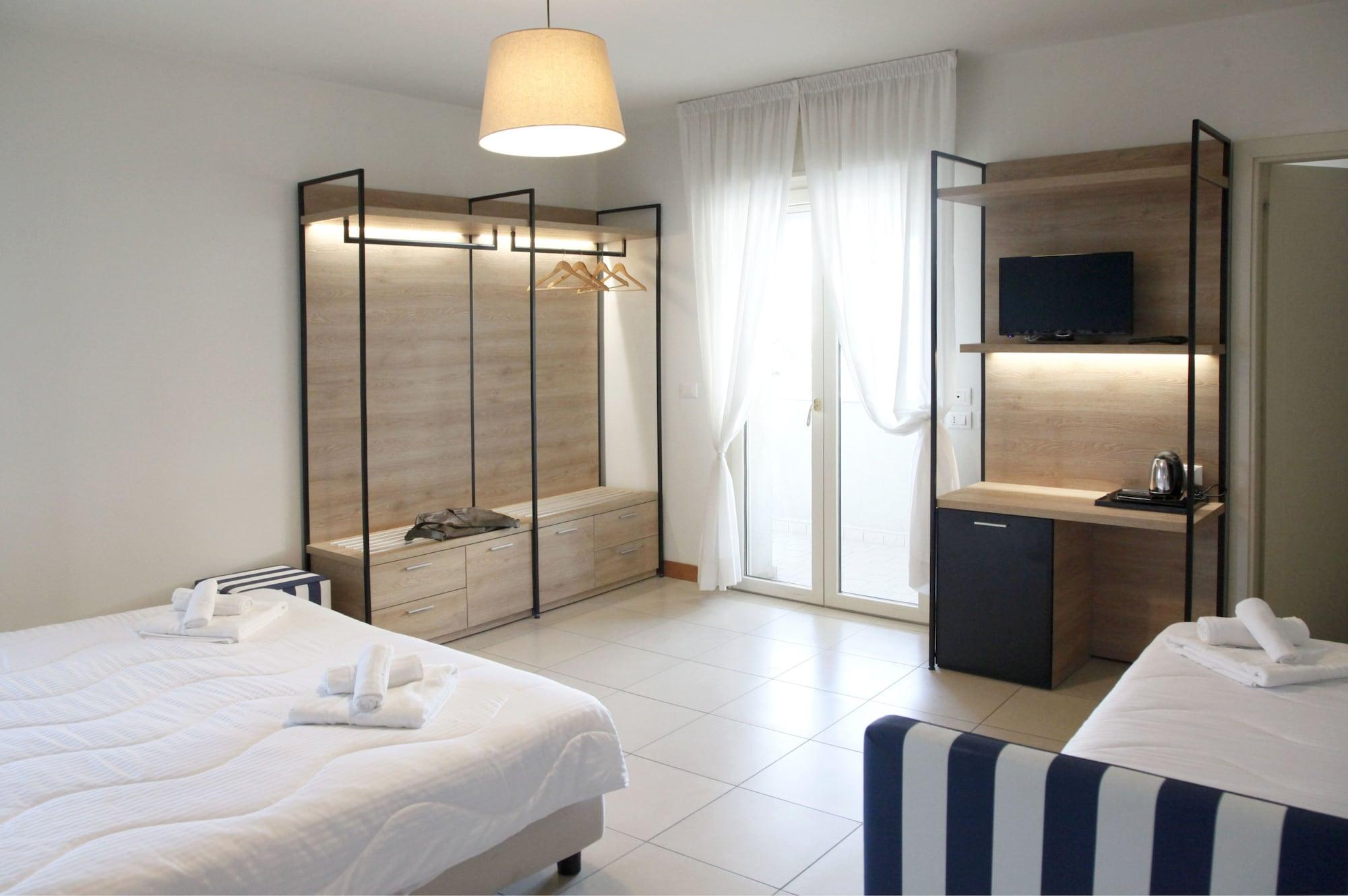 Hotel Majorca Sul Mare In Centro A Riccione Exterior foto