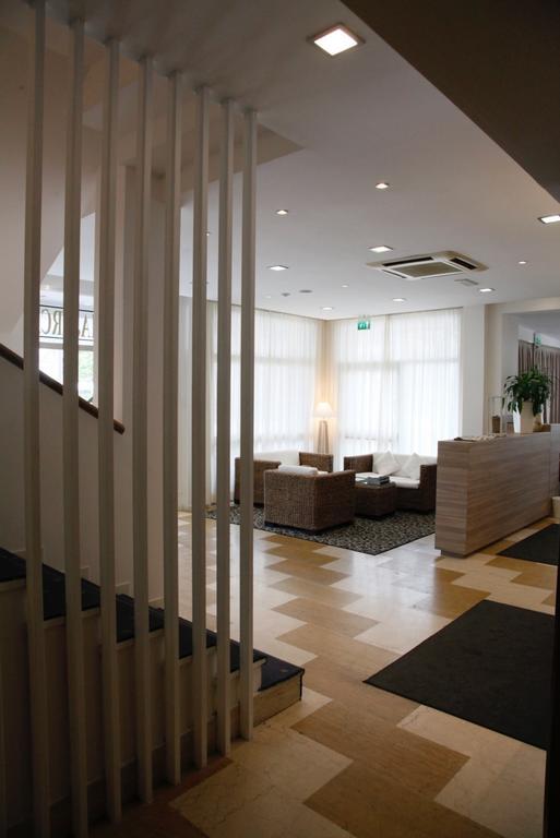Hotel Majorca Sul Mare In Centro A Riccione Exterior foto